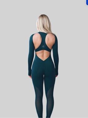 WAYDAMIN Open-Back Long Sleeve Seamless Jumpsuit in Deep Teal